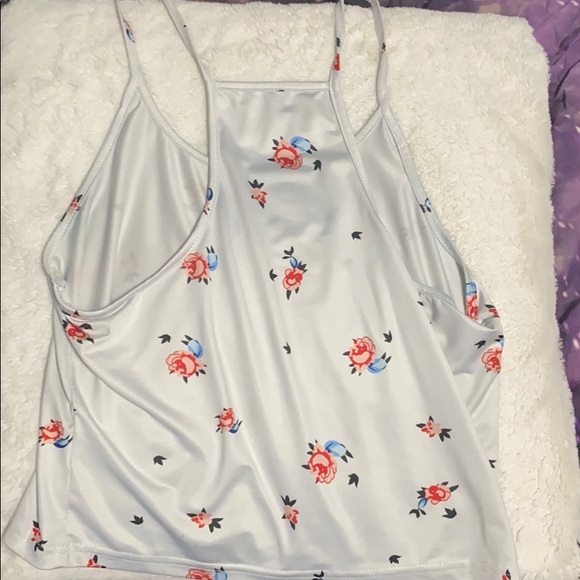 Floral white tank top - Picture 3 of 3